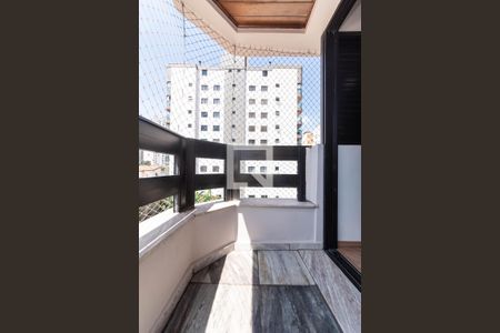 Apartamento à venda com 114m², 3 quartos e 2 vagas Apartamento à venda com 114m², 3 quartos e 2 vagasSacada da Suíte
