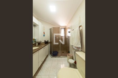 Apartamento à venda com 114m², 3 quartos e 2 vagas Apartamento à venda com 114m², 3 quartos e 2 vagasBanheiro da Suíte