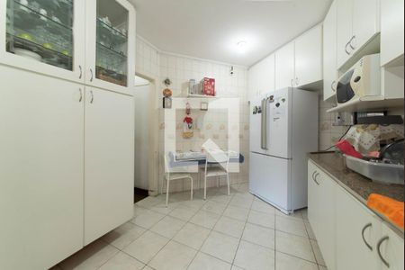 Apartamento à venda com 114m², 3 quartos e 2 vagas Apartamento à venda com 114m², 3 quartos e 2 vagasCozinha