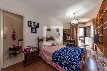 Apartamento à venda com 114m², 3 quartos e 2 vagas Apartamento à venda com 114m², 3 quartos e 2 vagasSuíte