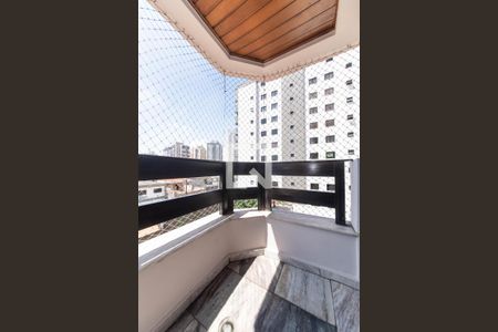 Apartamento à venda com 114m², 3 quartos e 2 vagas Apartamento à venda com 114m², 3 quartos e 2 vagasSacada da Suíte