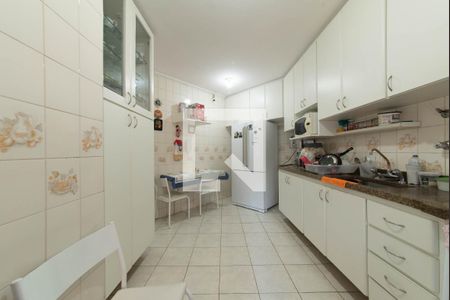 Apartamento à venda com 114m², 3 quartos e 2 vagas Apartamento à venda com 114m², 3 quartos e 2 vagasCozinha