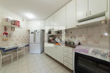Apartamento à venda com 114m², 3 quartos e 2 vagas Apartamento à venda com 114m², 3 quartos e 2 vagasCozinha