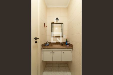 Apartamento à venda com 114m², 3 quartos e 2 vagas Apartamento à venda com 114m², 3 quartos e 2 vagasLavabo