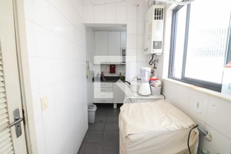 Apartamento à venda com 140m², 3 quartos e 2 vagasÁrea de Serviço