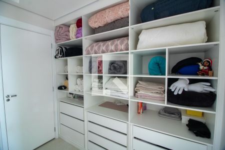 Apartamento à venda com 125m², 2 quartos e 2 vagasQuarto