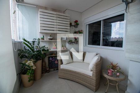 Apartamento à venda com 125m², 2 quartos e 2 vagasVaranda