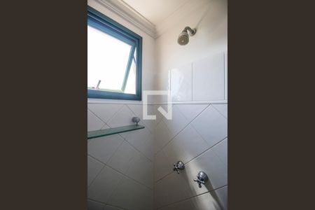 Apartamento à venda com 96m², 2 quartos e 2 vagas Apartamento à venda com 96m², 2 quartos e 2 vagasBanheiro da Suíte 1