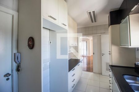 Apartamento à venda com 96m², 2 quartos e 2 vagas Apartamento à venda com 96m², 2 quartos e 2 vagasCozinha