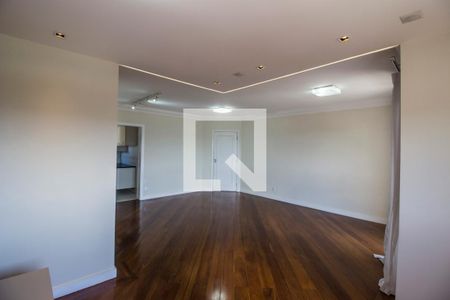 Sala de TV de apartamento à venda com 2 quartos, 96m² em Alphaville Industrial, Barueri