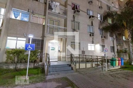 Apartamento à venda com 48m², 2 quartos e sem vaga Apartamento à venda com 48m², 2 quartos e sem vagaHall
