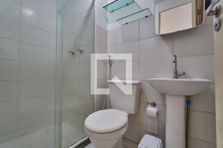 Apartamento à venda com 48m², 2 quartos e sem vaga Apartamento à venda com 48m², 2 quartos e sem vagaBanheiro