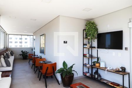 Apartamento à venda com 47m², 1 quarto e sem vaga Apartamento à venda com 47m², 1 quarto e sem vagaTerraço