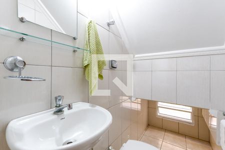 Lavabo de casa para alugar com 3 quartos, 260m² em Jardim Virginia Bianca, São Paulo