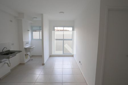 Sala/Cozinha de apartamento para alugar com 1 quarto, 30m² em Vila Guilhermina, São Paulo