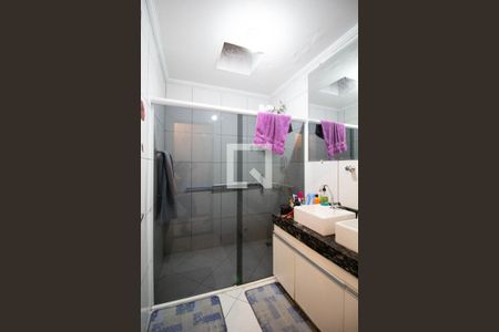 Casa à venda com 75m², 2 quartos e 1 vagaBanheiro