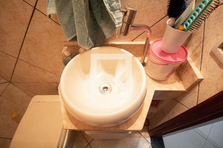 Casa à venda com 75m², 2 quartos e 1 vagaLavabo