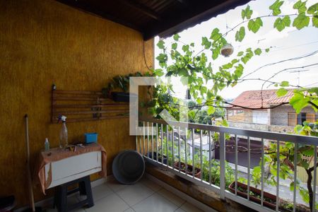 Casa à venda com 75m², 2 quartos e 1 vagaVaranda