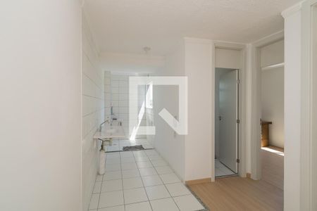 Sala de apartamento para alugar com 2 quartos, 40m² em Bonsucesso, Rio de Janeiro