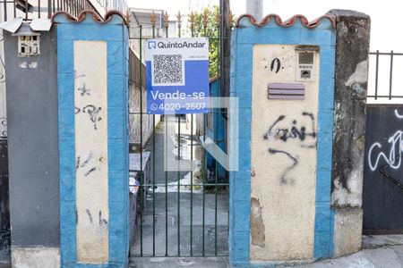 Casa de condomínio à venda com 170m², 2 quartos e sem vaga Casa de condomínio à venda com 170m², 2 quartos e sem vagaFachada da Casa