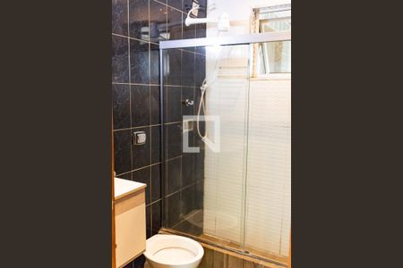 Casa de condomínio à venda com 170m², 2 quartos e sem vaga Casa de condomínio à venda com 170m², 2 quartos e sem vagaBanheiro