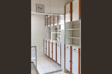 Casa de condomínio à venda com 170m², 2 quartos e sem vaga Casa de condomínio à venda com 170m², 2 quartos e sem vagaCozinha