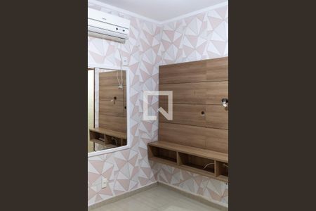 Casa de condomínio à venda com 170m², 2 quartos e sem vaga Casa de condomínio à venda com 170m², 2 quartos e sem vagaQuarto 2