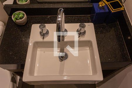 Banheiro de kitnet/studio à venda com 1 quarto, 32m² em Consolação, São Paulo