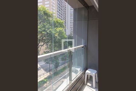 Varanda de kitnet/studio à venda com 1 quarto, 32m² em Consolação, São Paulo