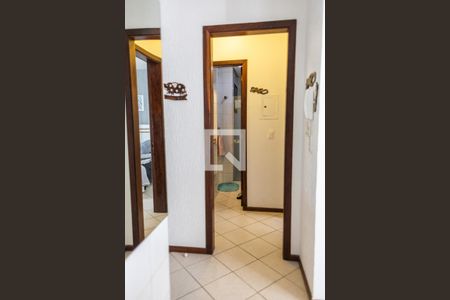Corredor de apartamento para alugar com 1 quarto, 42m² em Canasvieiras, Florianópolis