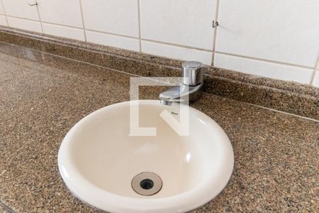 Casa à venda com 200m², 3 quartos e 3 vagasBanheiro da Suíte