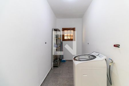 Casa à venda com 200m², 3 quartos e 3 vagasÁrea de Serviço