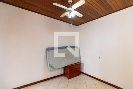 Casa à venda com 200m², 3 quartos e 3 vagasQuarto 3 - Suíte