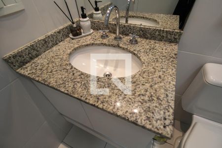 Apartamento à venda com 85m², 2 quartos e 2 vagas Apartamento à venda com 85m², 2 quartos e 2 vagasBanheiro