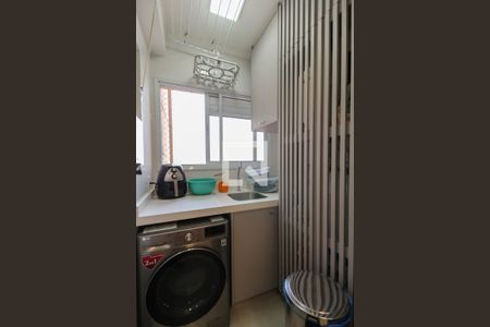 Apartamento à venda com 85m², 2 quartos e 2 vagas Apartamento à venda com 85m², 2 quartos e 2 vagasÁrea de Serviço