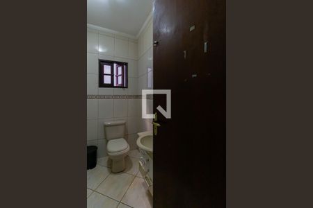 Lavabo da sala de casa para alugar com 3 quartos, 200m² em Vila Maria Rosa, Ferraz de Vasconcelos