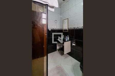 Casa para alugar com 200m², 3 quartos e 1 vaga Casa para alugar com 200m², 3 quartos e 1 vagaBanheiro