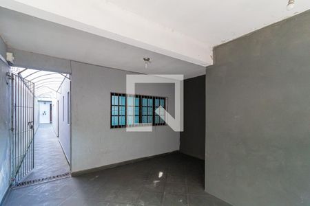Casa para alugar com 200m², 3 quartos e 1 vaga Casa para alugar com 200m², 3 quartos e 1 vagaGaragem