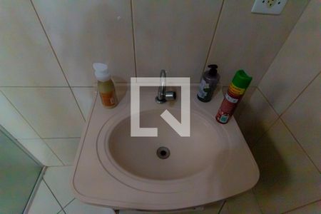 Casa para alugar com 200m², 3 quartos e 1 vaga Casa para alugar com 200m², 3 quartos e 1 vagaBanheiro da Suíte