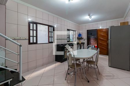 Casa para alugar com 200m², 3 quartos e 1 vaga Casa para alugar com 200m², 3 quartos e 1 vagaCozinha