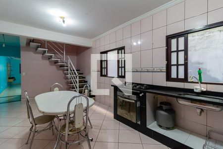 Casa para alugar com 200m², 3 quartos e 1 vaga Casa para alugar com 200m², 3 quartos e 1 vagaCozinha