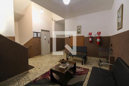 Apartamento à venda com 100m², 2 quartos e sem vagaHall de Entrada