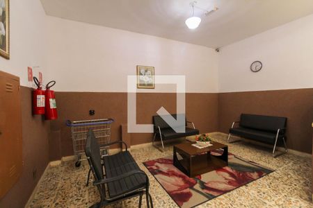 Apartamento à venda com 100m², 2 quartos e sem vagaHall de Entrada