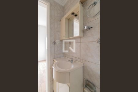 Banheiro de apartamento à venda com 1 quarto, 36m² em Cristal, Porto Alegre