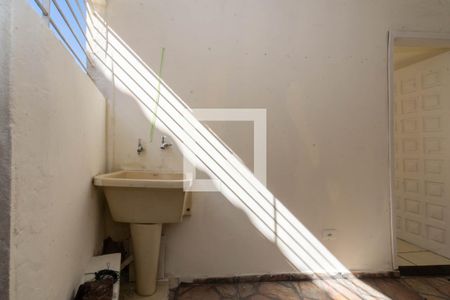 Casa para alugar com 60m², 1 quarto e sem vaga Casa para alugar com 60m², 1 quarto e sem vagaÁrea de Serviço