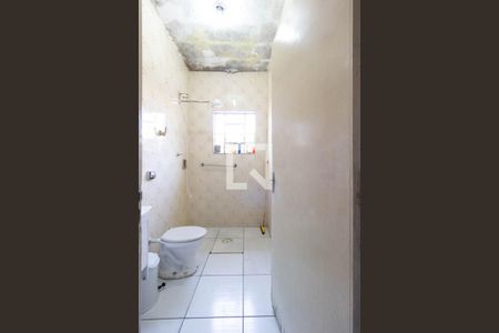 Casa à venda com 200m², 4 quartos e 1 vagaBanheiro 2