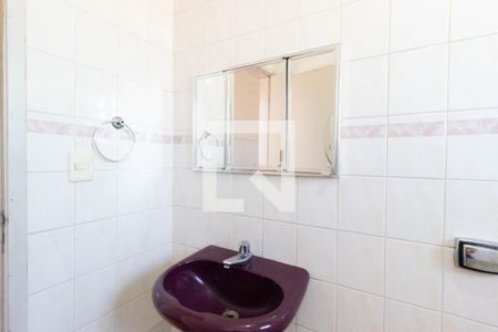 Casa à venda com 200m², 4 quartos e 1 vagaBanheiro 1