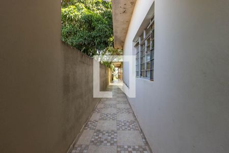 Casa à venda com 200m², 4 quartos e 1 vagaCorredor Quintal