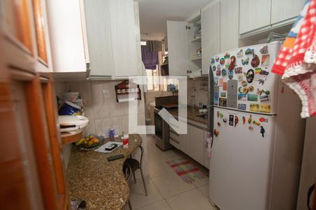 Apartamento para alugar com 80m², 2 quartos e 1 vagaCozinha 