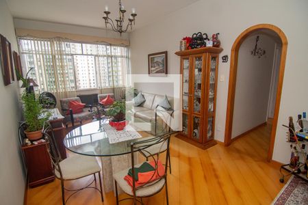 Sala de apartamento para alugar com 2 quartos, 80m² em Ingá, Niterói